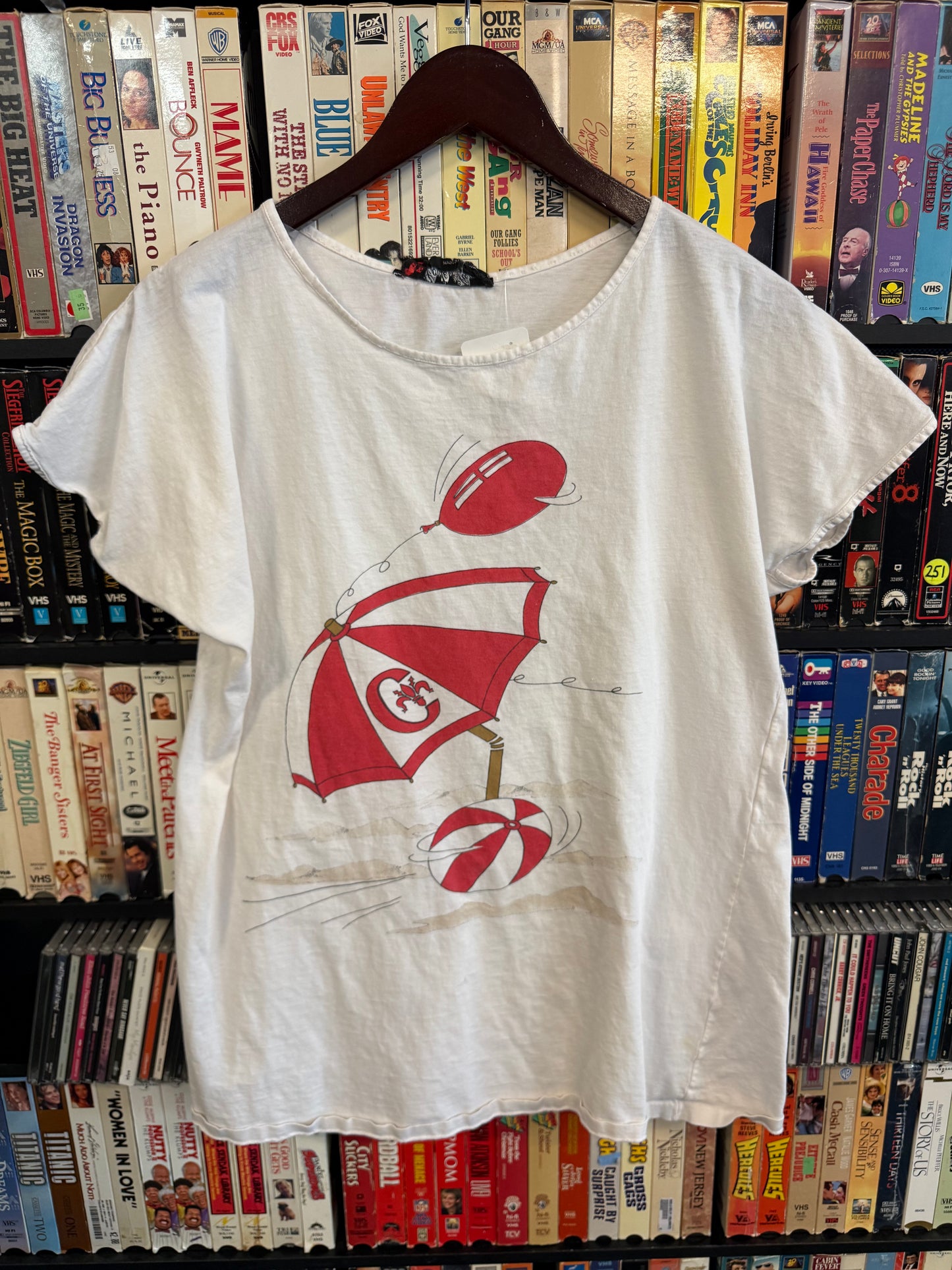 VTG Beach Scene Shirt