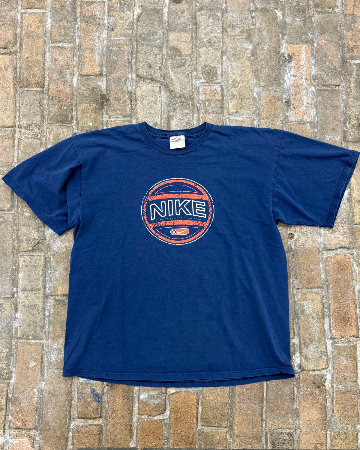 VTG Nike "Modern Sports Tradition" Tee