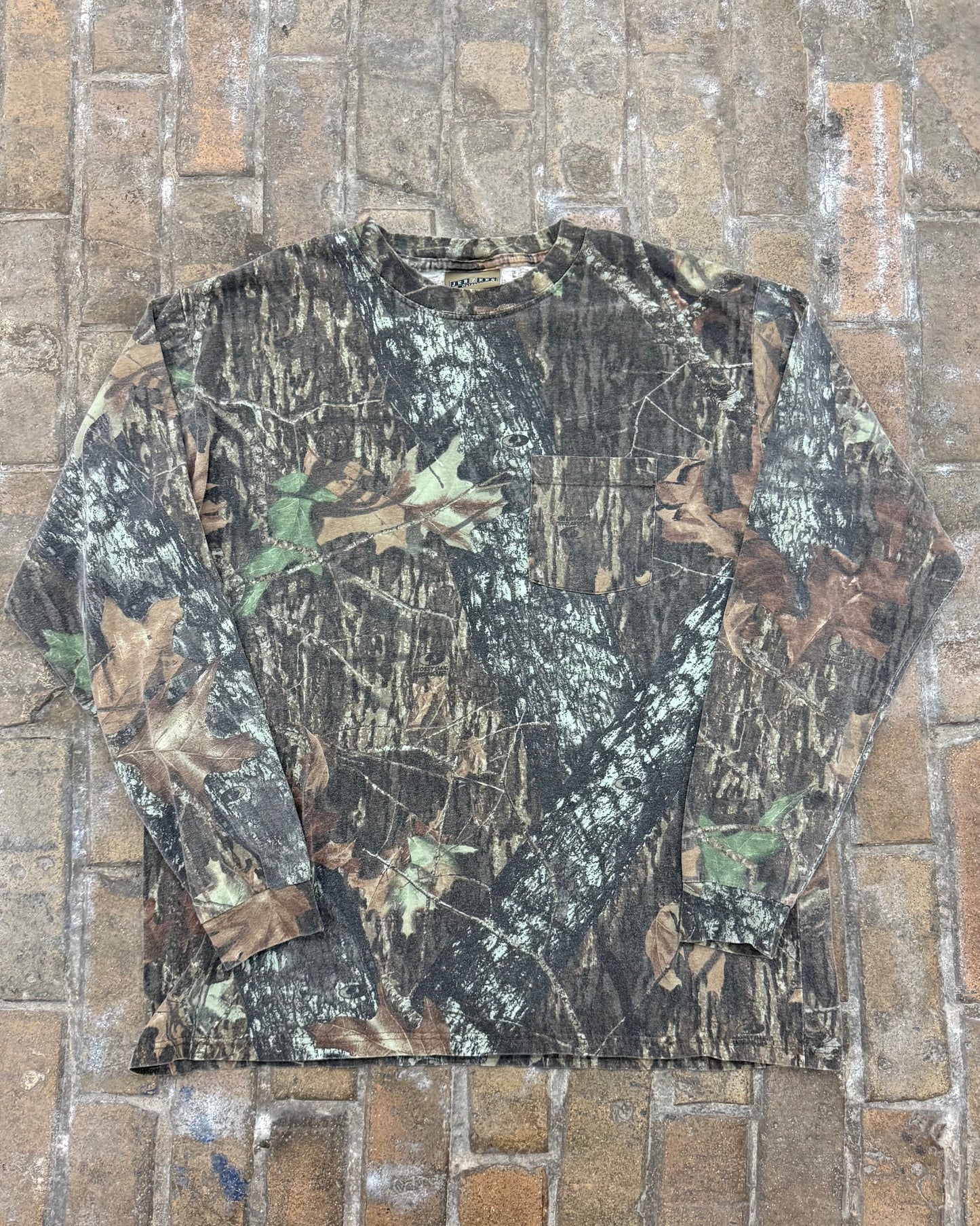 Mossy Oak Camo LS Pocket Tee