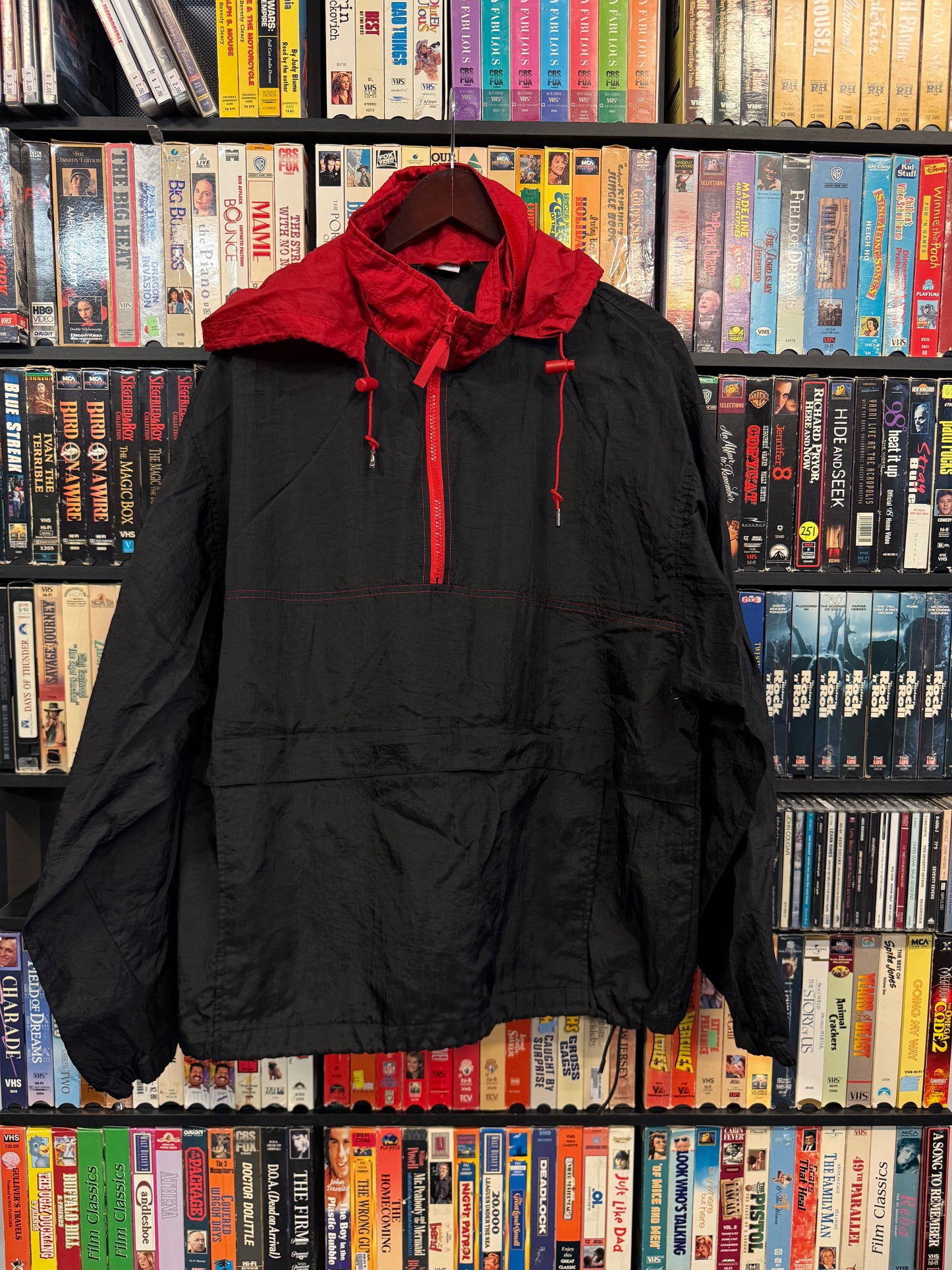 90's Marlboro Black/Red Pullover Windbreaker