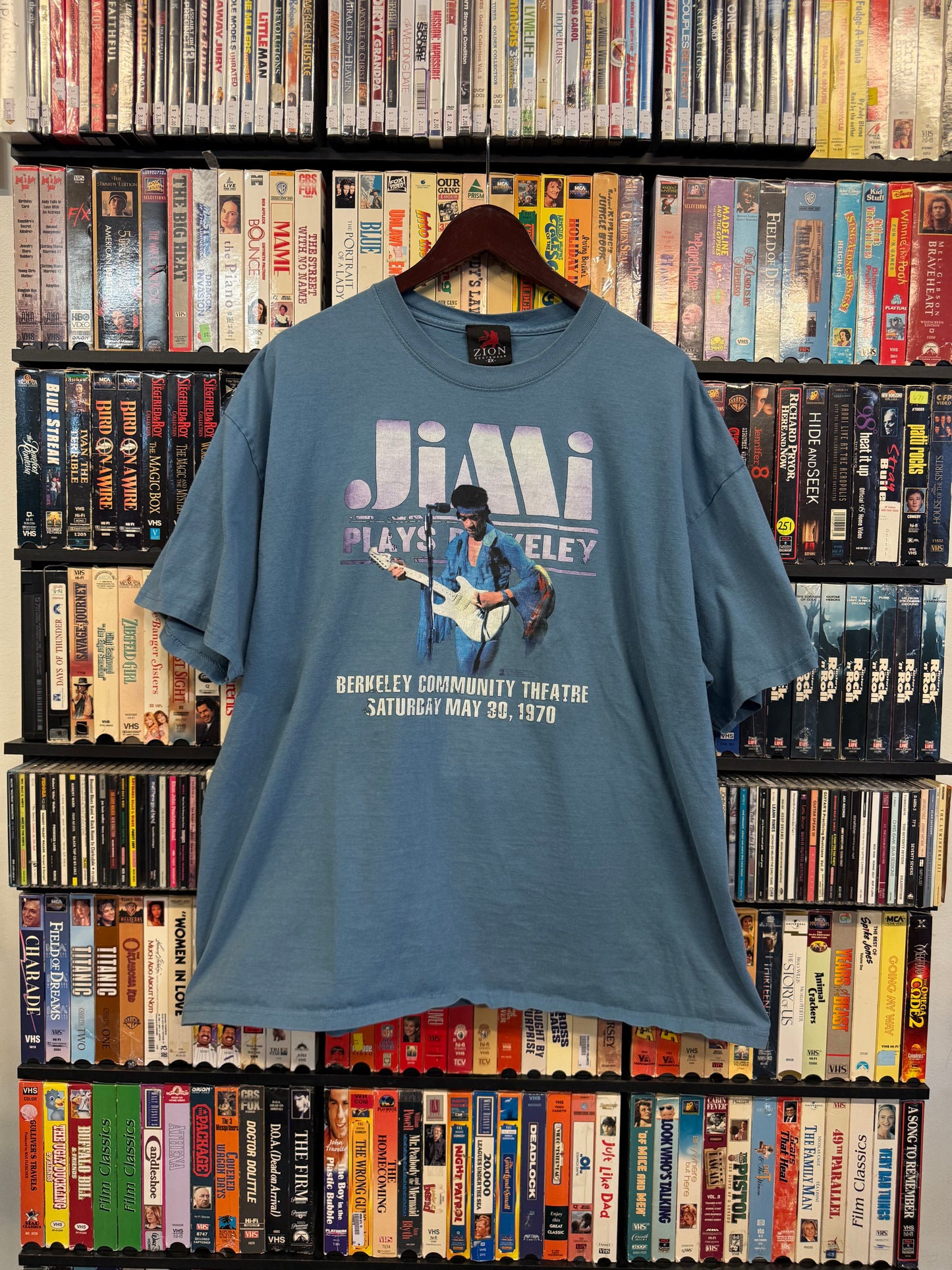 00's Jimi Hendrix Plays Berkeley Tee