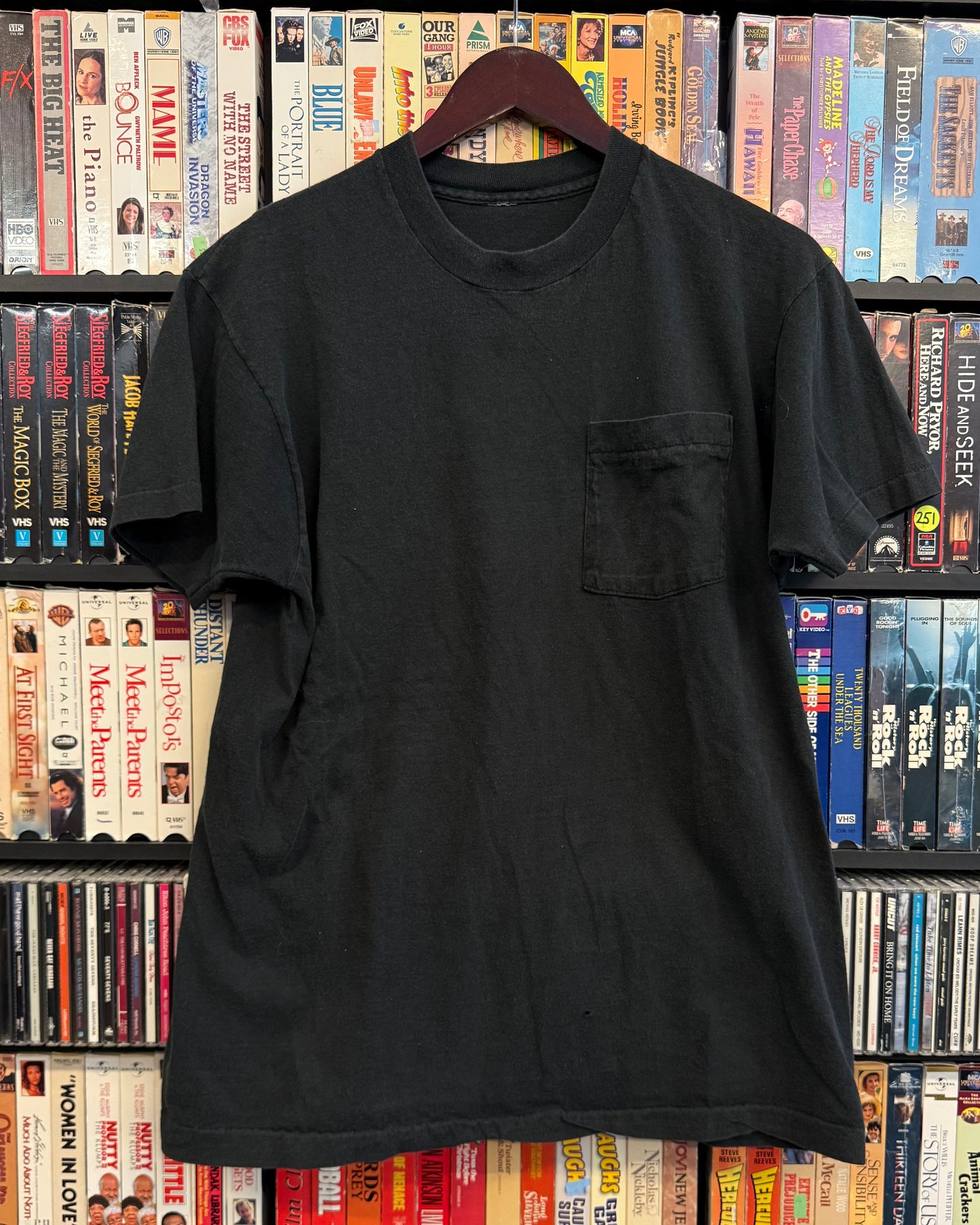 VTG Blank Black Pocket Tee