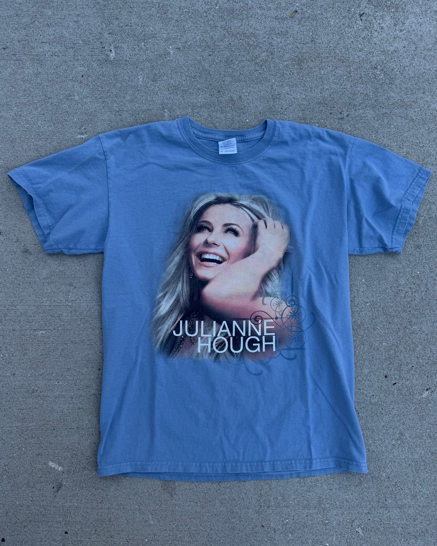 00's Julianne Hough Country Band Tee
