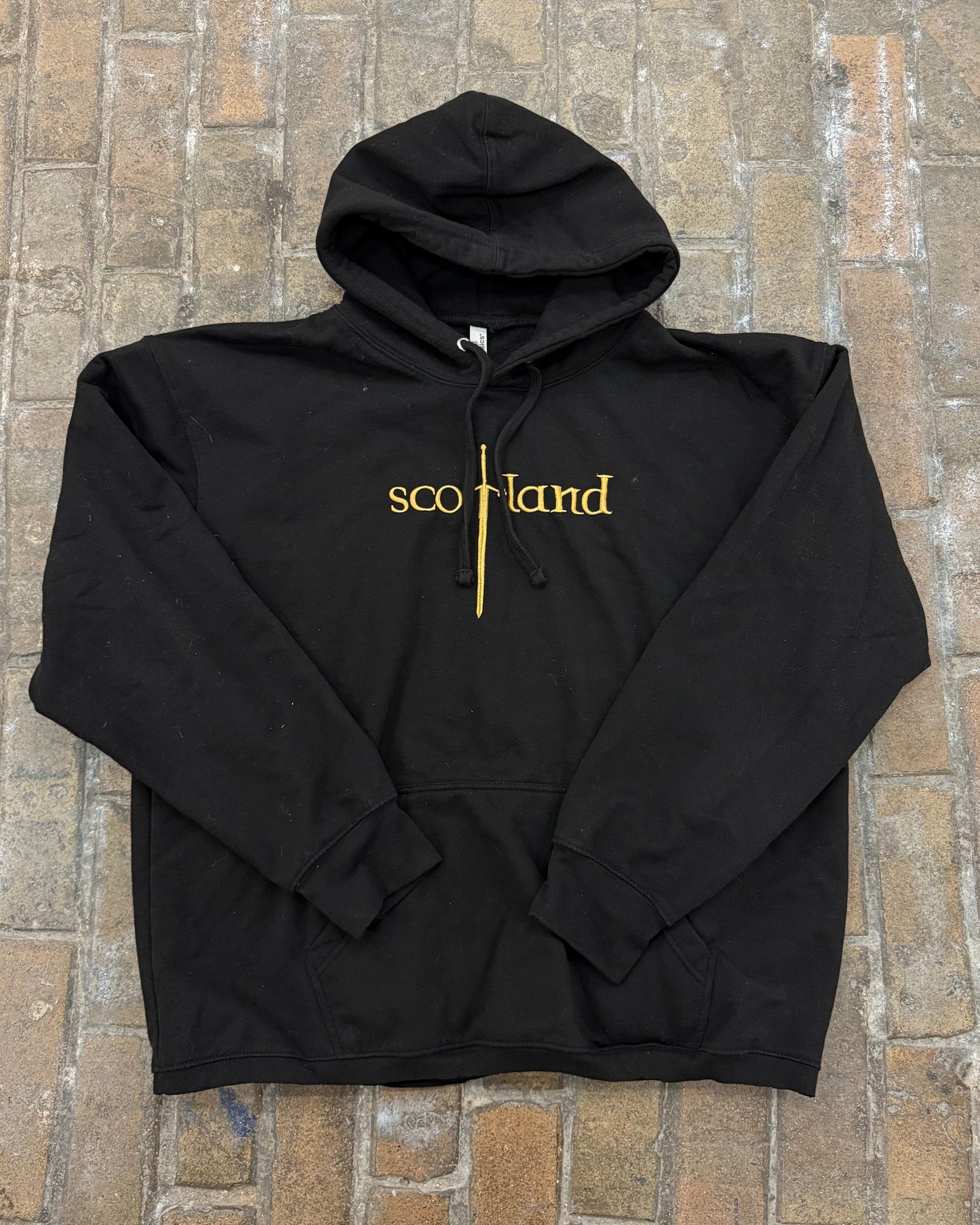 Modern Scotland Embroidered Sweatshirt