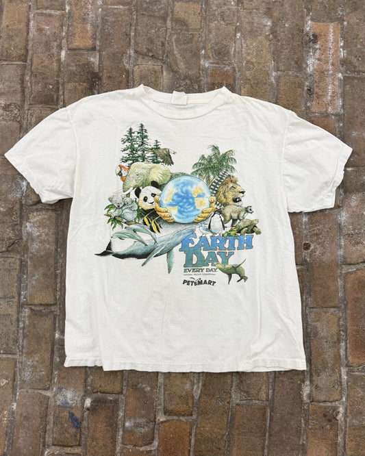 VTG PetsMart Earth Day NWF Tee