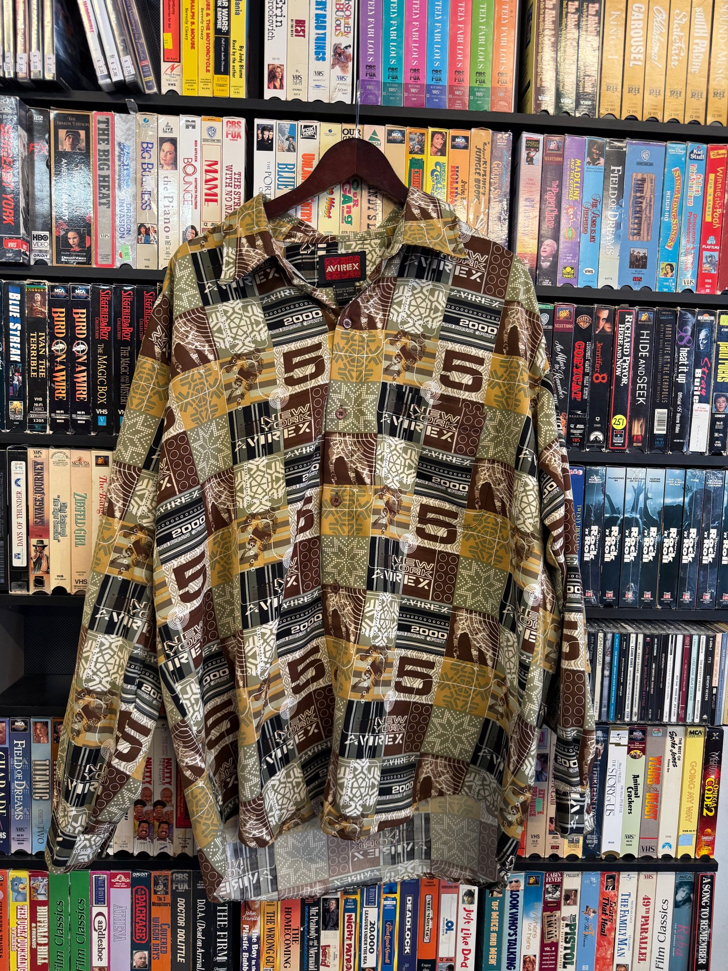 00's Avirex Button Up
