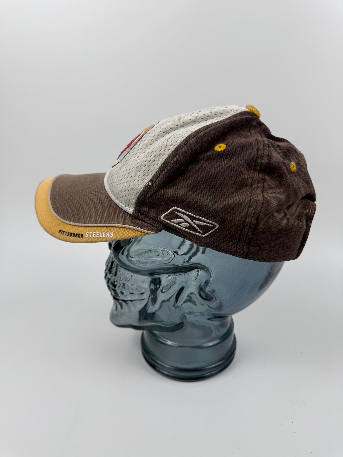Pittsburgh Steelers Velcro Strap Hat