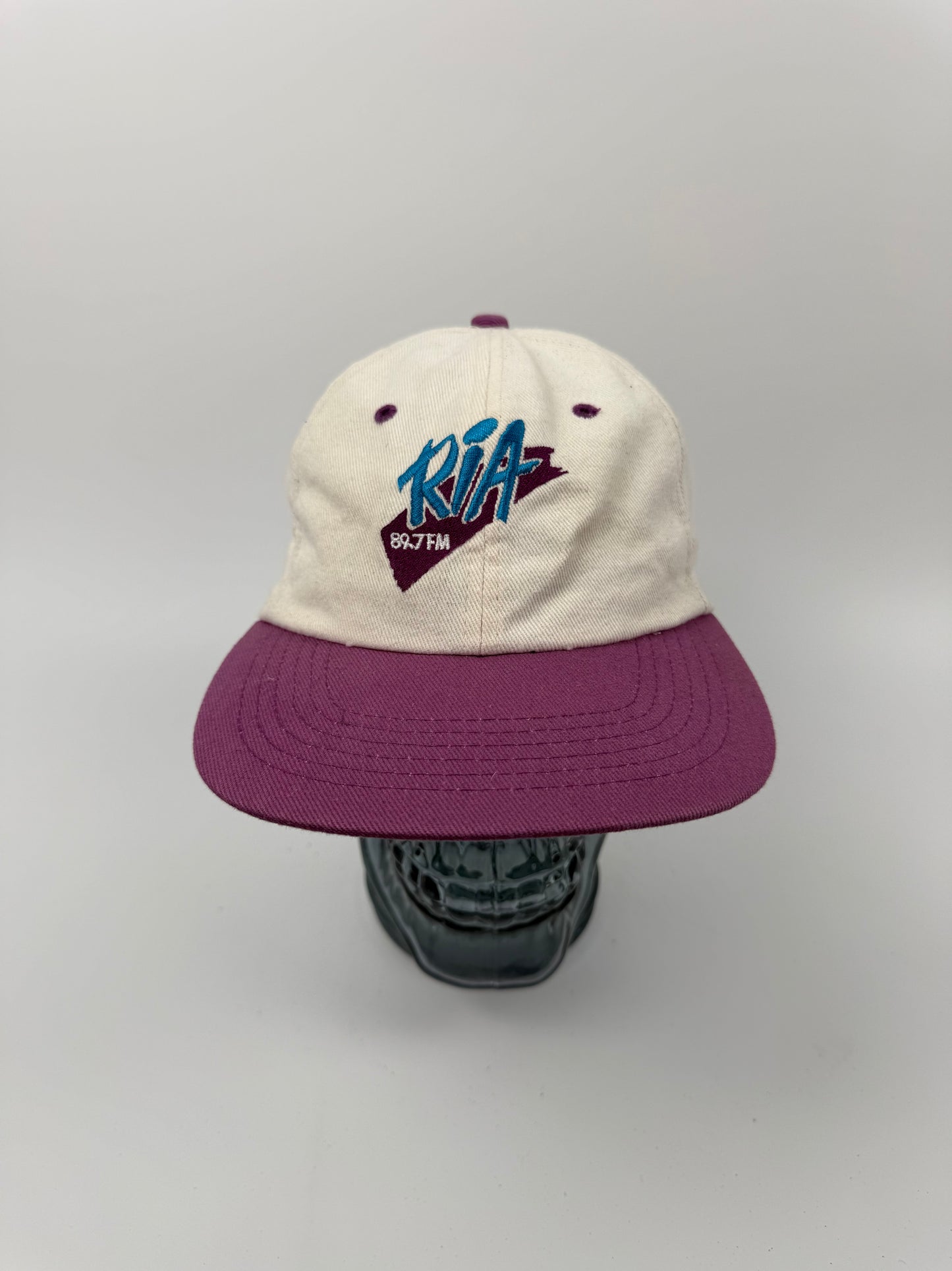VTG Ria 89.7 FM Snapback