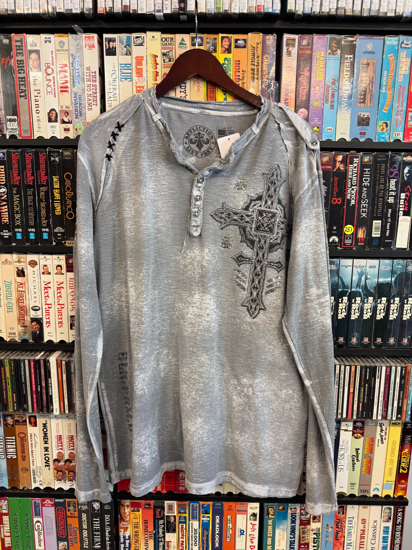 Affliction LS N